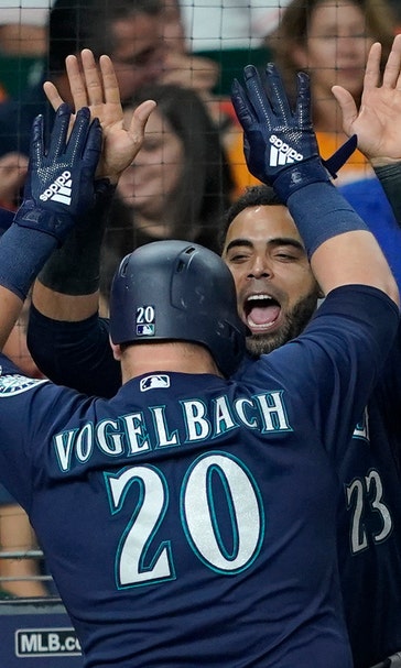 Vogelbach’s slam in 8th powers Seattle over Houston 4-1